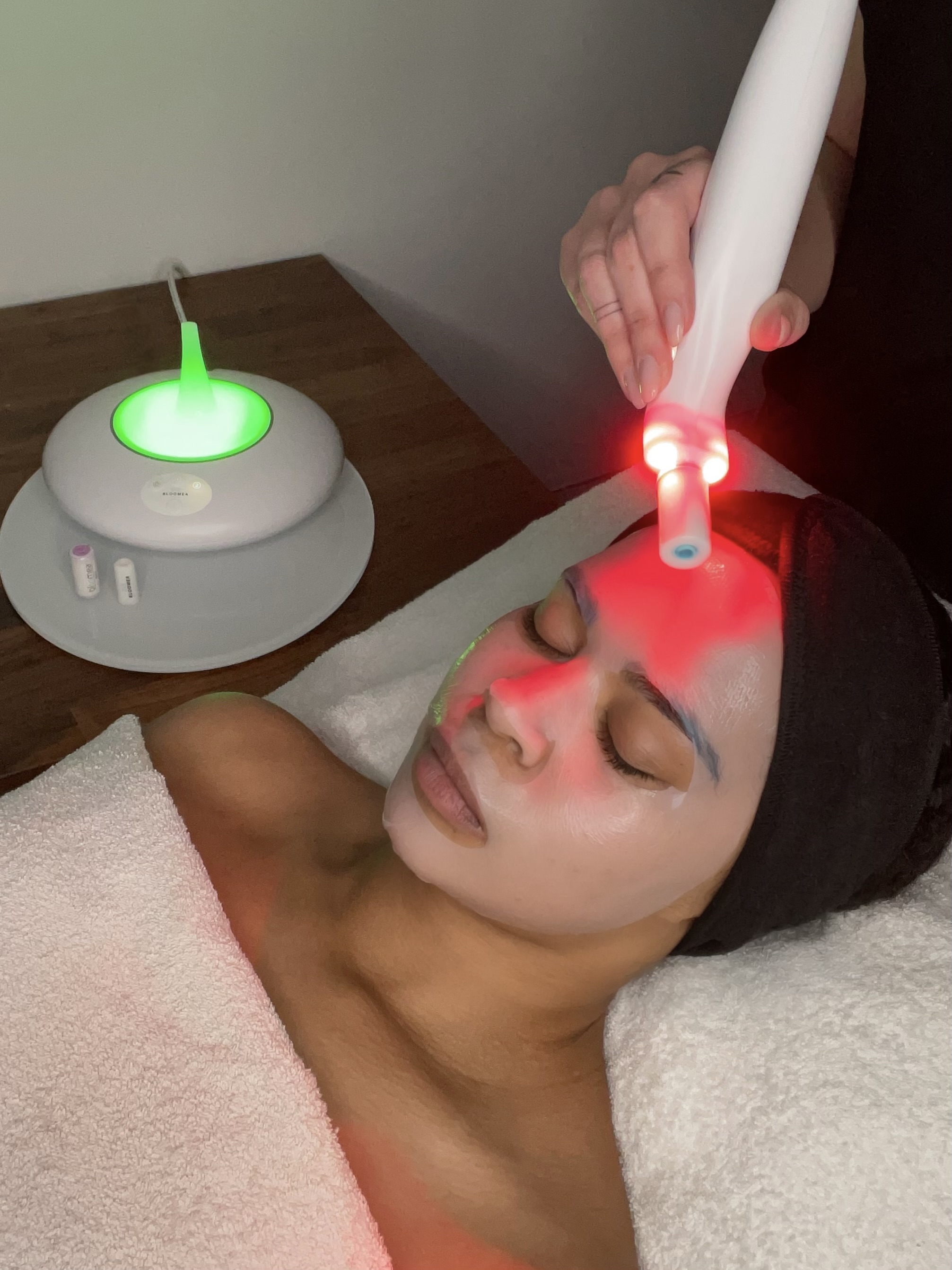 Offre Découverte - Bilan de Peau & Soin correctif visage La Fontaine image