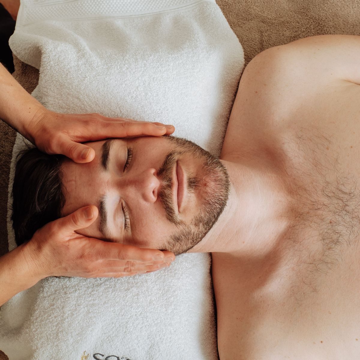 Massage sur mesure Visage & crâne 30 minutes image