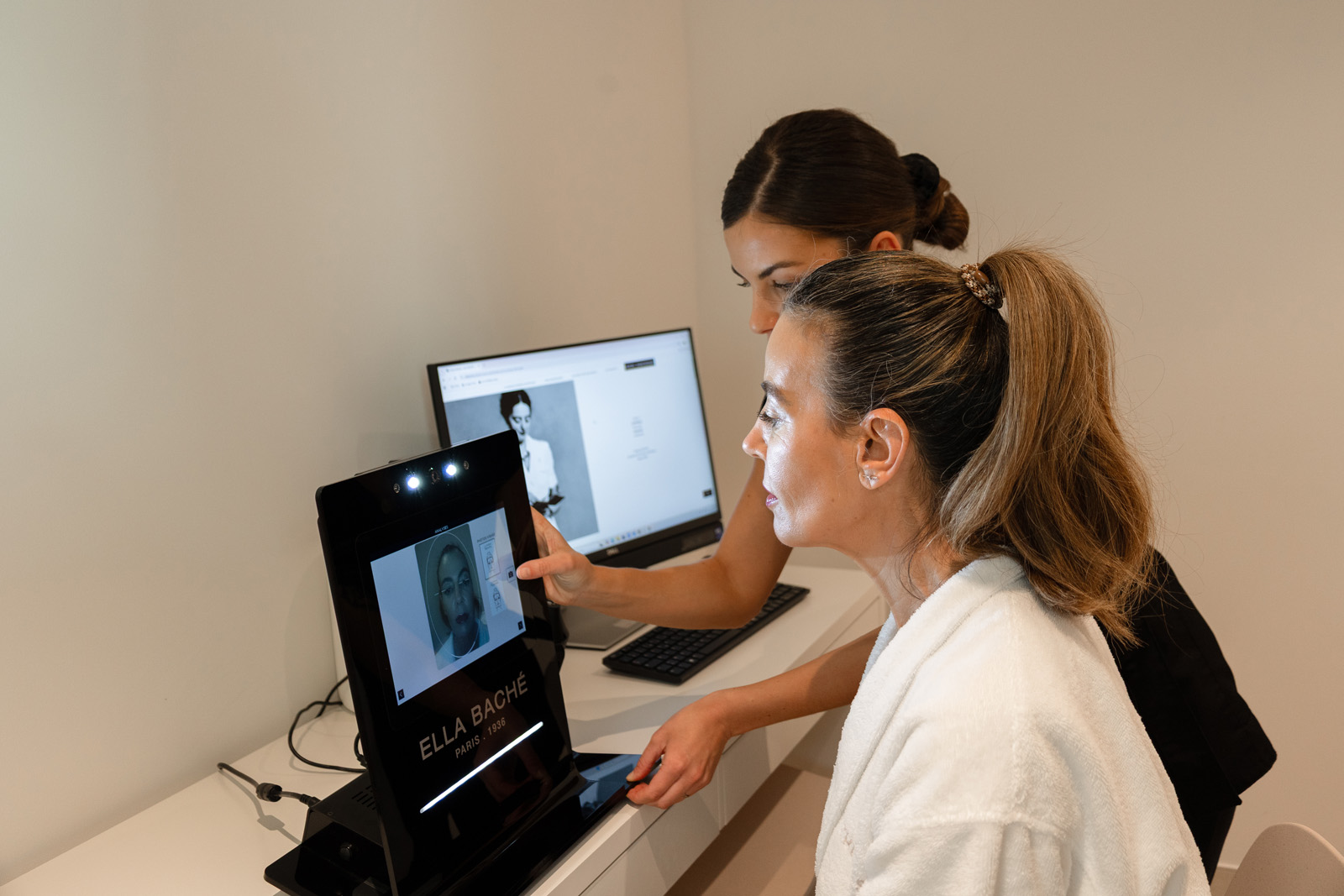 'Diagnostic beauté complet avec SKINTEX®DIAG image