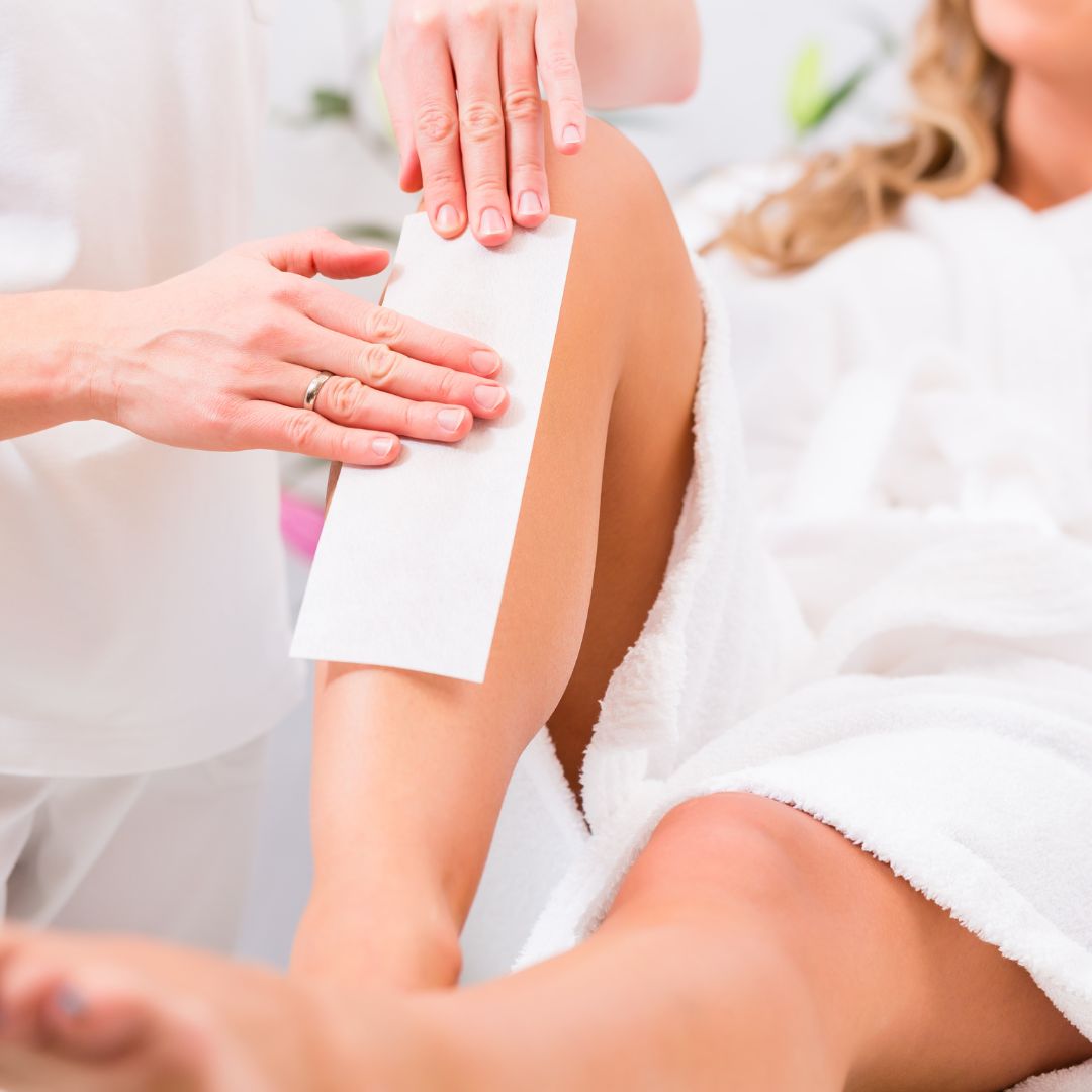 Forfait épilation jambes entières + maillot + aisselles image