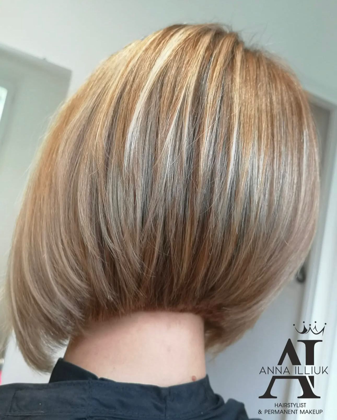 BRUSHING  COURT ( shampoing et soin inclus) image