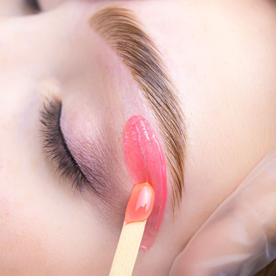 Epilation sourcils - entretien (moins d'un mois) image