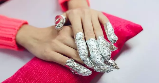 Dépose vernis semi permanent mains image