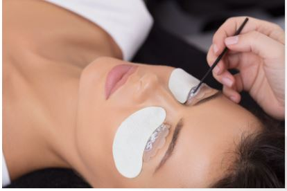 Rehaussement + brow lift image