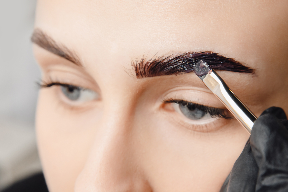 Teinture sourcils image