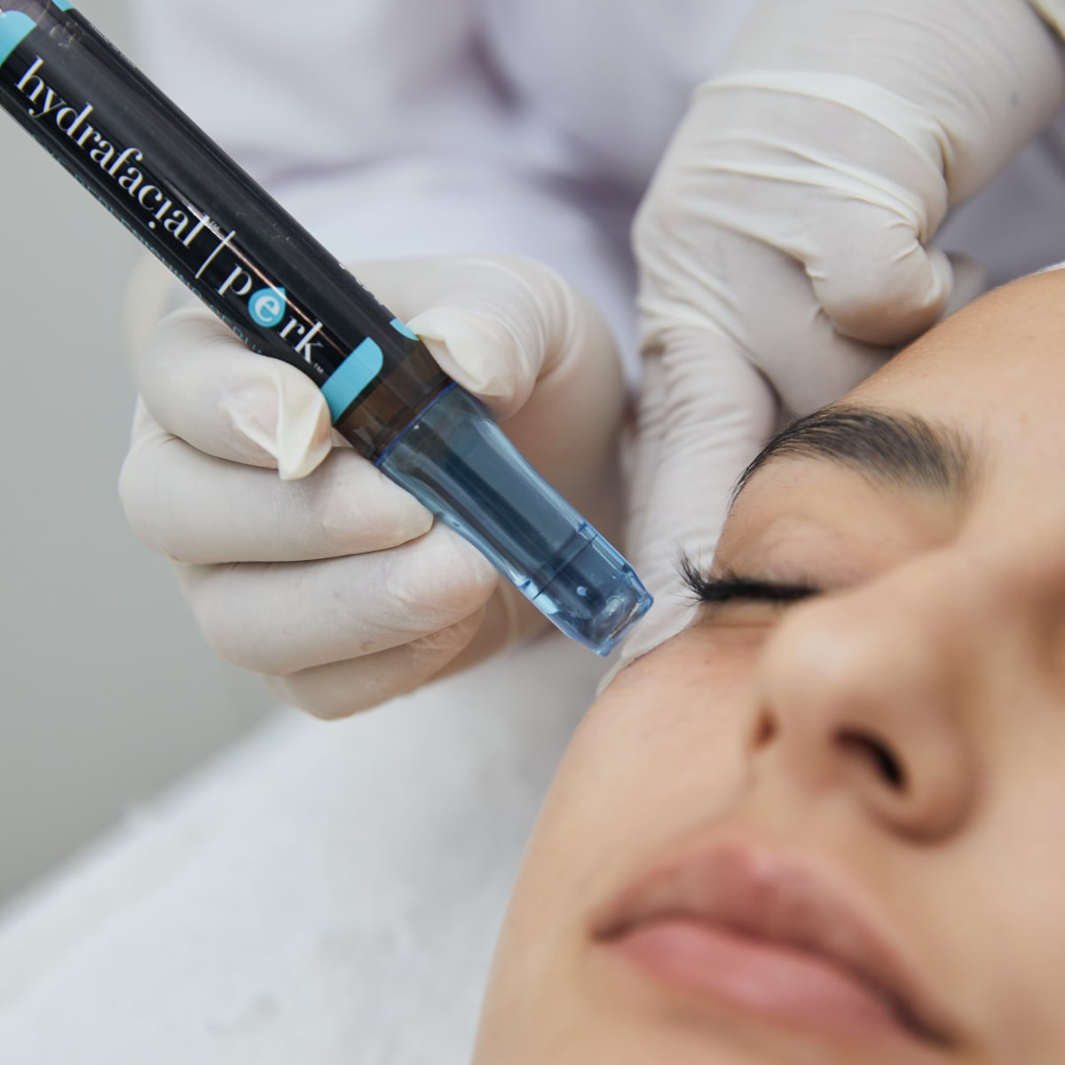 Perk eye (hydrafacial yeux) image