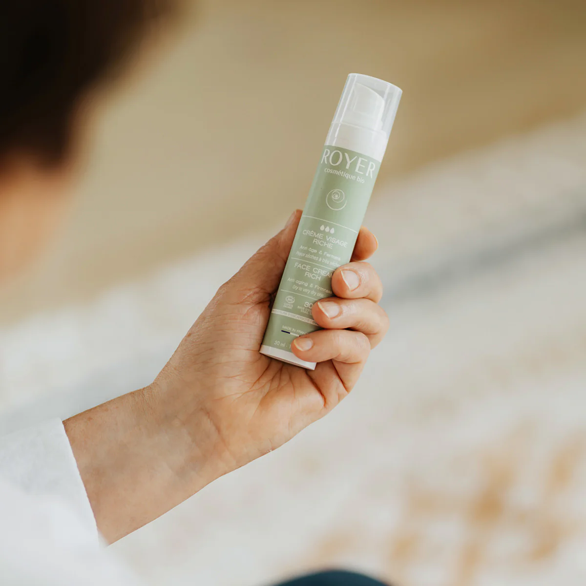 Crème visage riche anti-âge et nourrissante à la bave d'escargot image