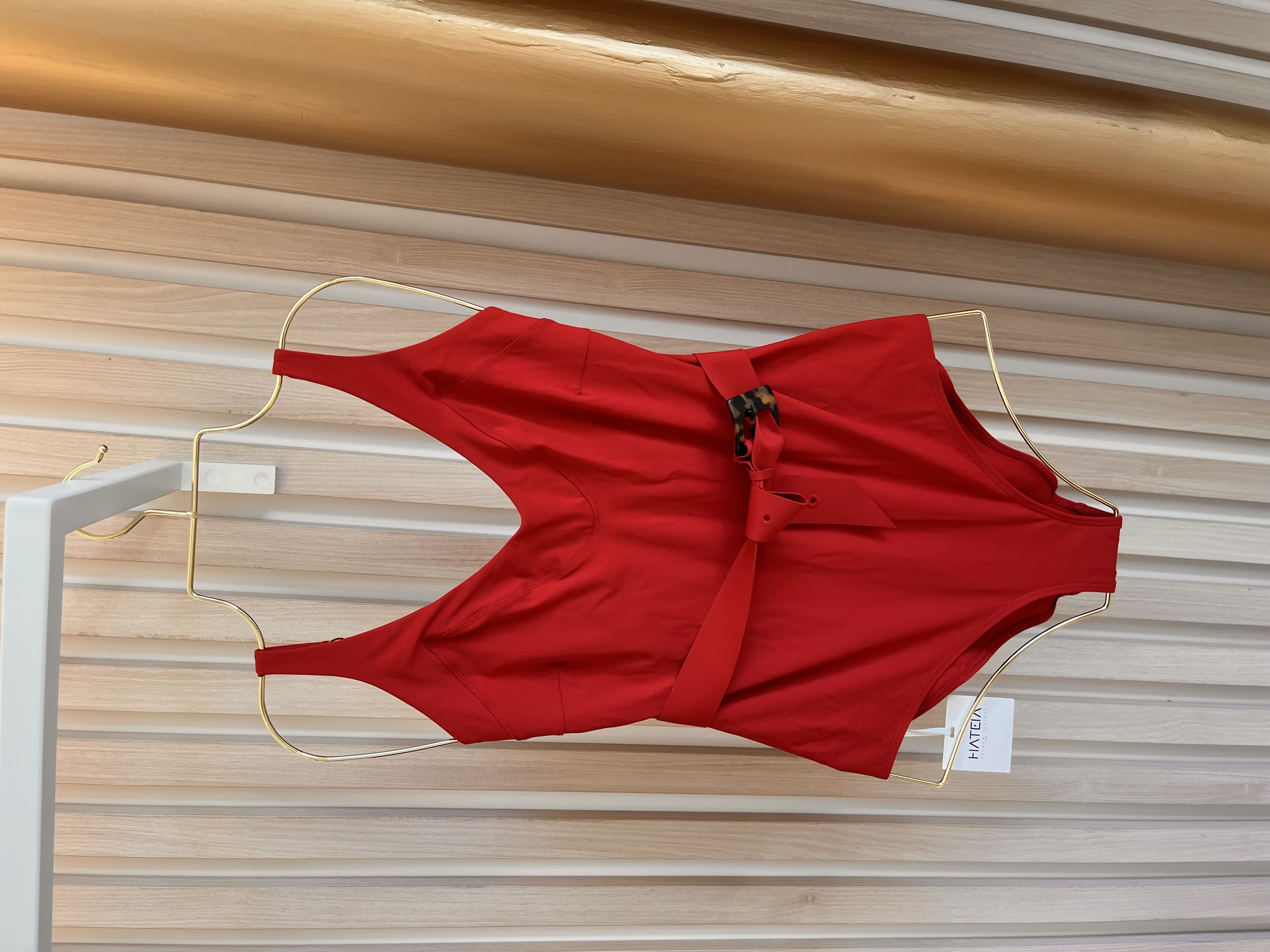 Modèle RASSURANTE ROUGE - TAILLE 44 image
